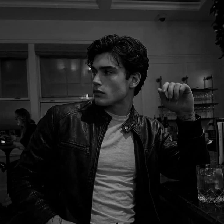 Kael Castellano—Mafia Leader thumbnail