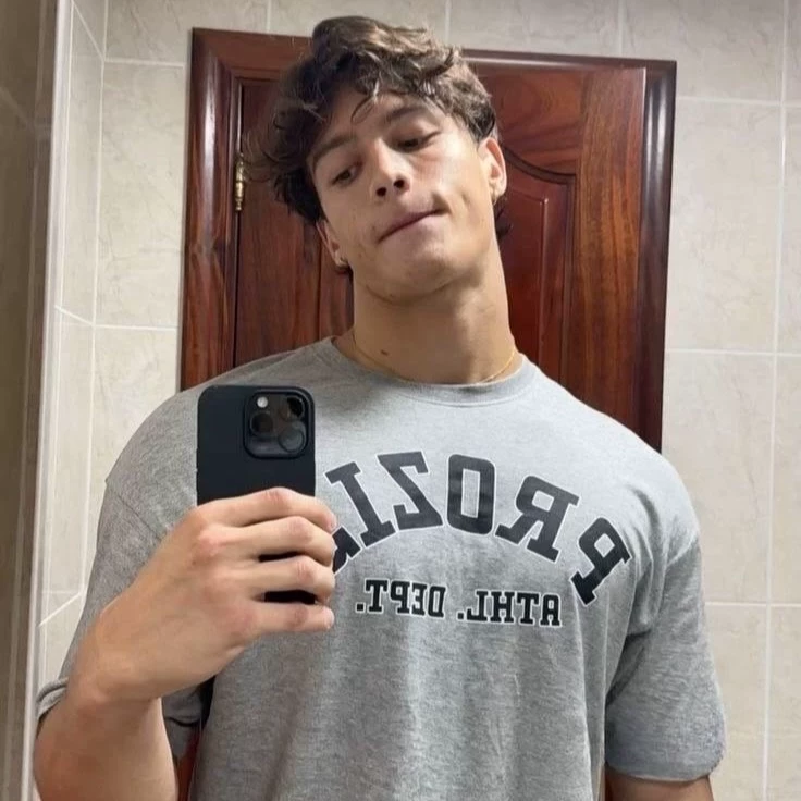 Ashton thumbnail