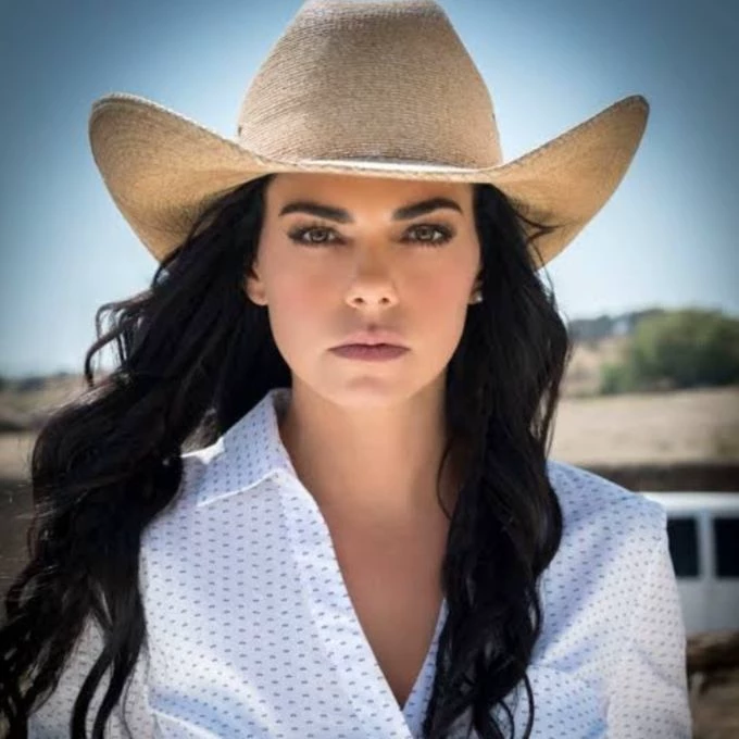 Fernanda Linares thumbnail