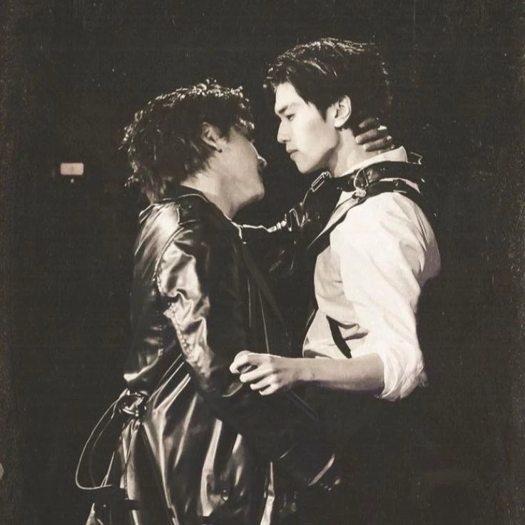 Joongdunk as vampire and human thumbnail