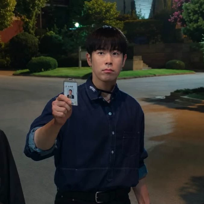 BONG GEUNDAE thumbnail