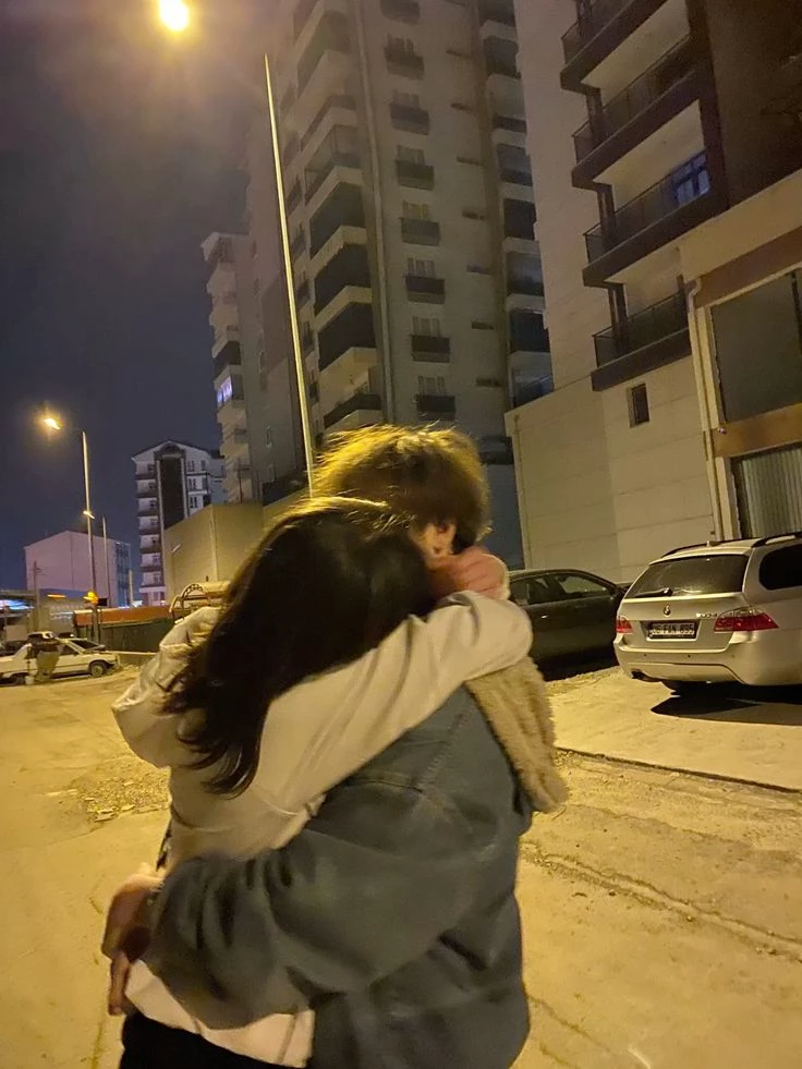 Long-distance relationship thumbnail