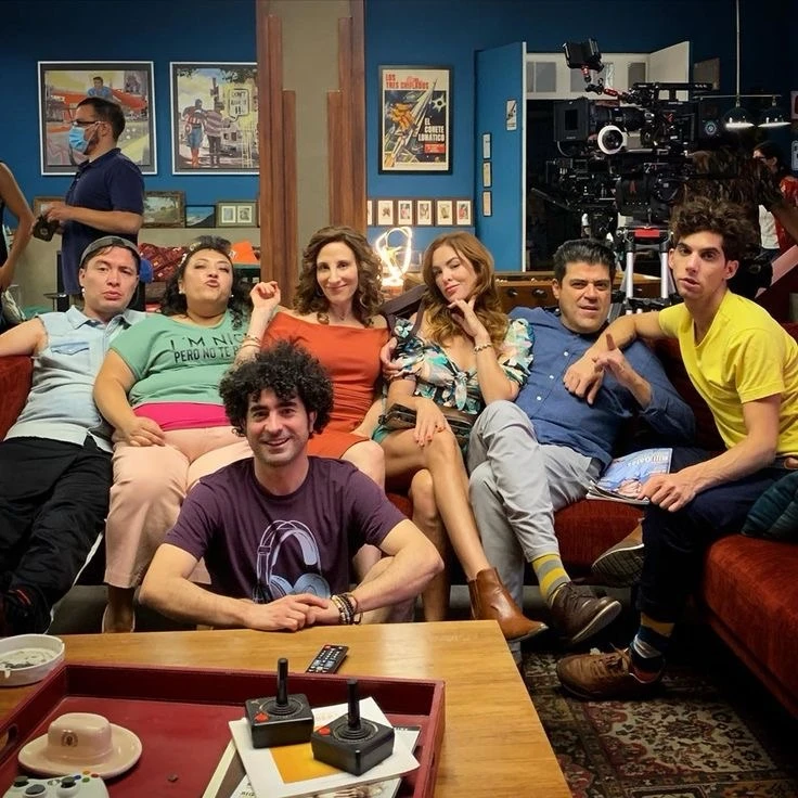 40 and 20 comedy district thumbnail