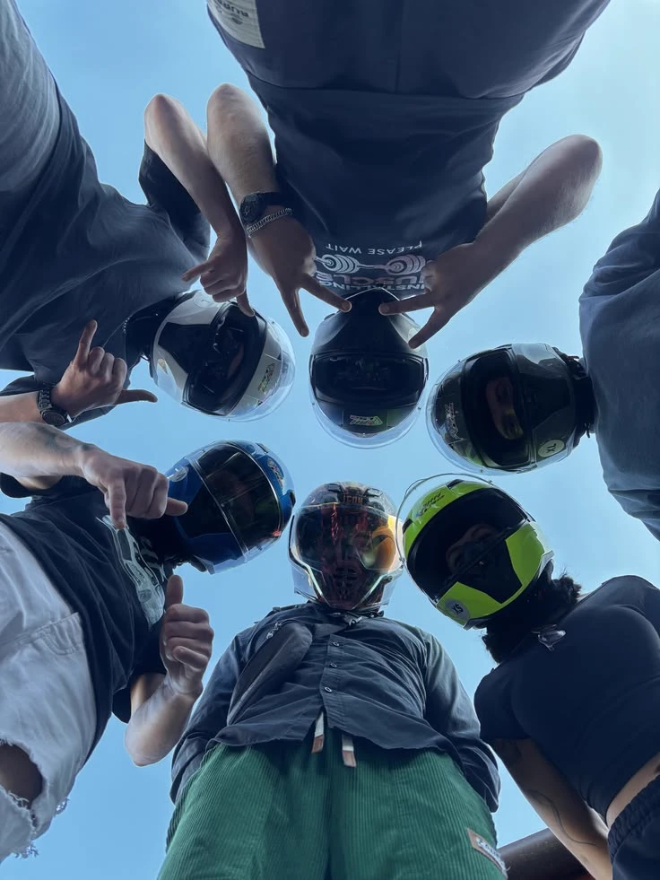Biker friends thumbnail