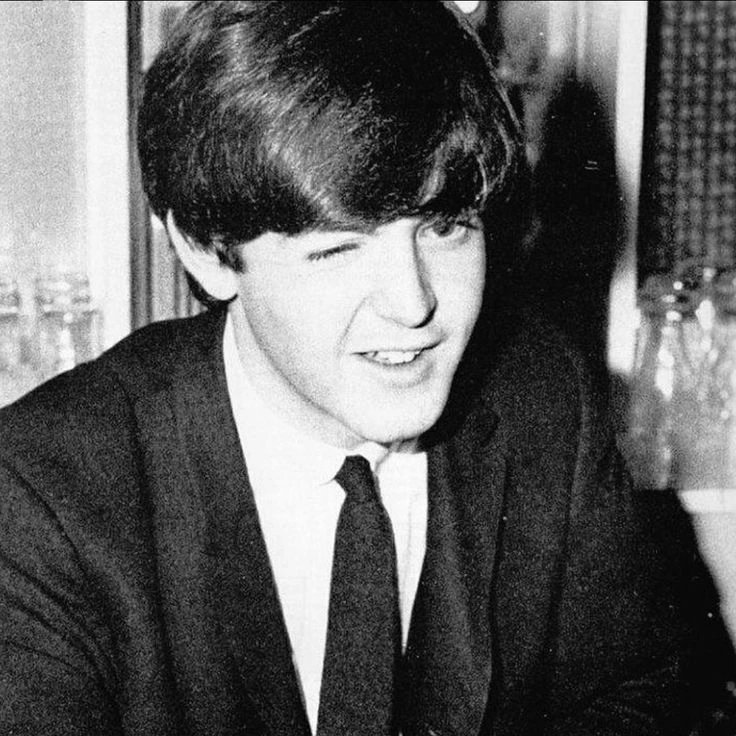 Paul McCartney thumbnail