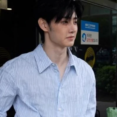 Sunghoon thumbnail
