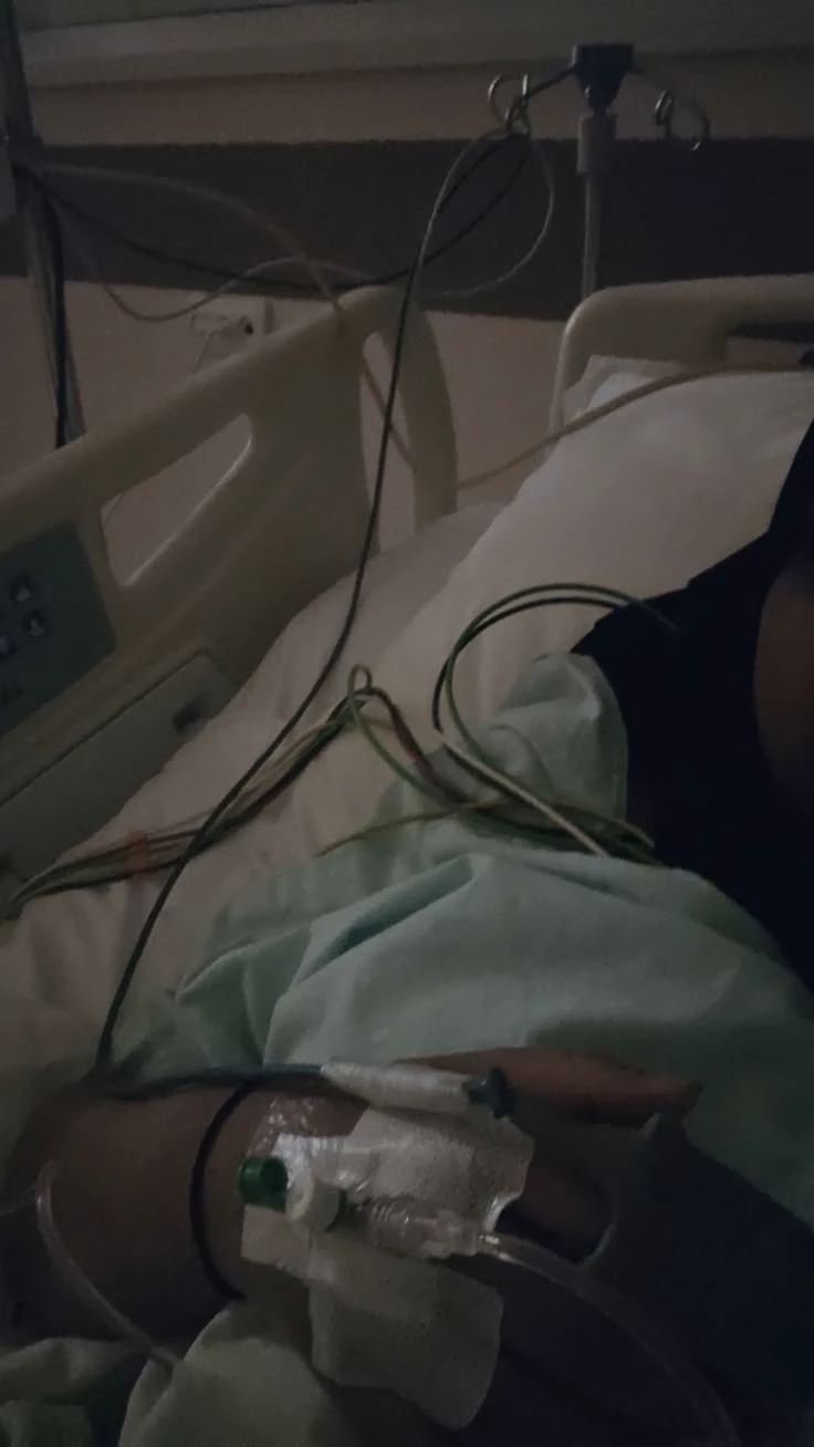 Lucas–your boyfriend finds out that you are in the hospital 🥹 thumbnail