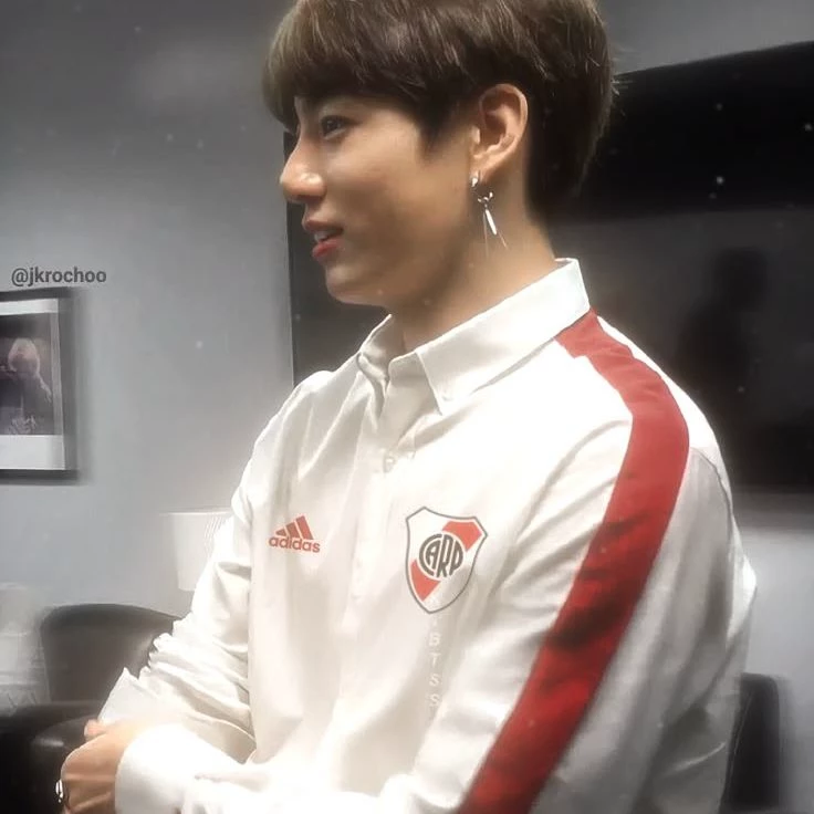 Jeon Jungkook thumbnail