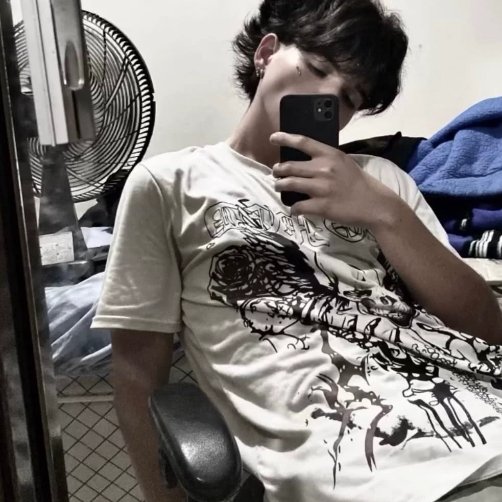 Maximilian (Gay, Your ex) thumbnail