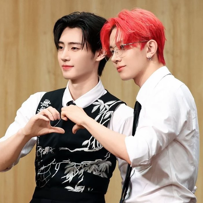Sunghoon / bl thumbnail