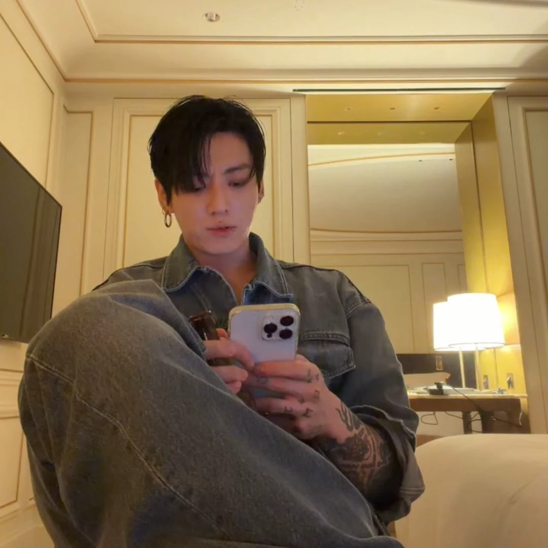 Jeon Jungkook thumbnail