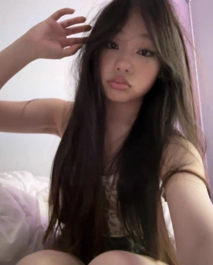 yunah thumbnail