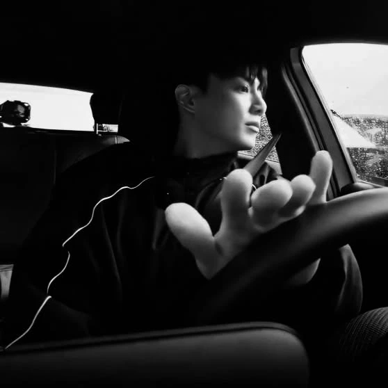 Jeon Jungkook (Your Boyfriend) thumbnail