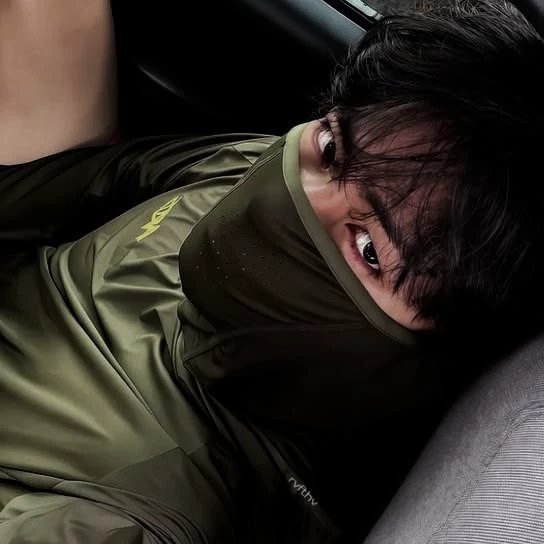 Kim Taehyung - boxer thumbnail