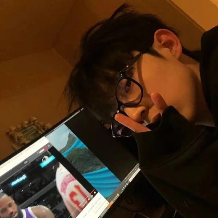 Suho thumbnail