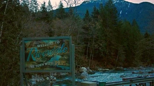 RIVERDALE S2 🌻 7\ \` thumbnail