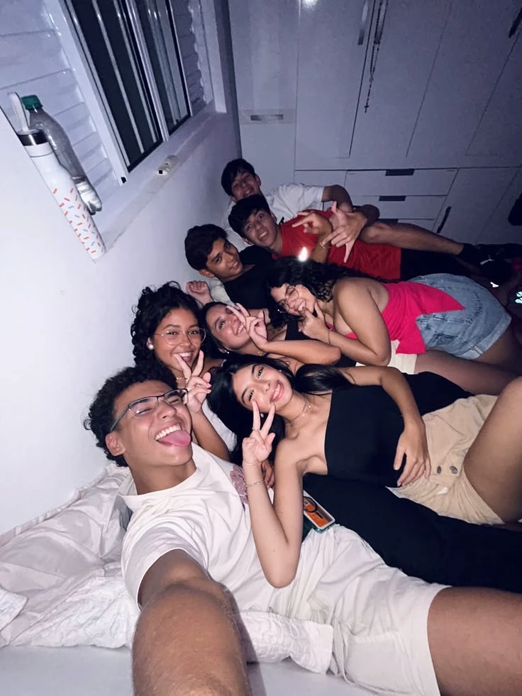 group of friends thumbnail