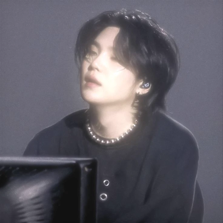 Min Yoongi thumbnail