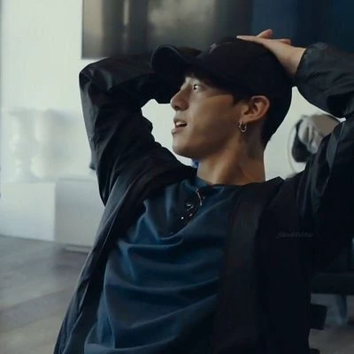 Jeon Jungkook thumbnail