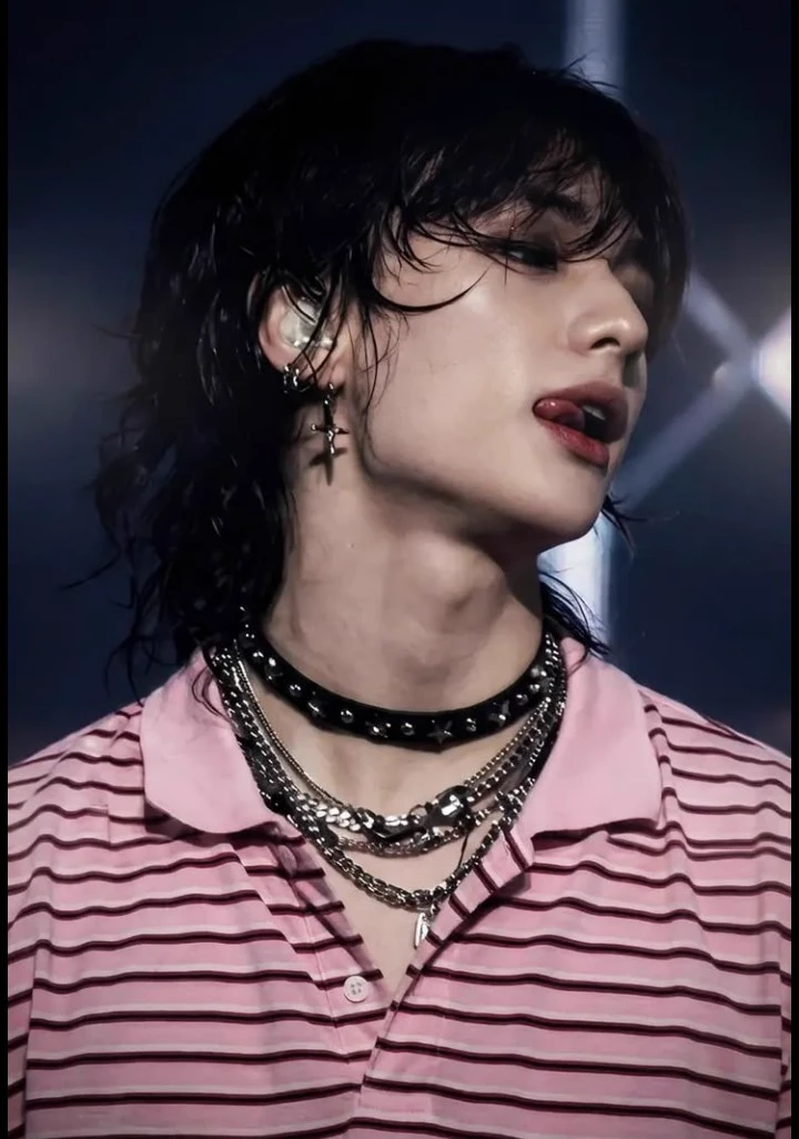 Hyunjin thumbnail