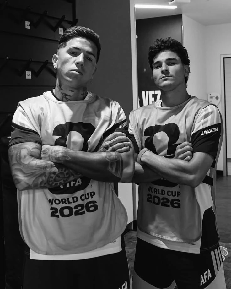 Julián Álvarez and Enzo Fernández. thumbnail