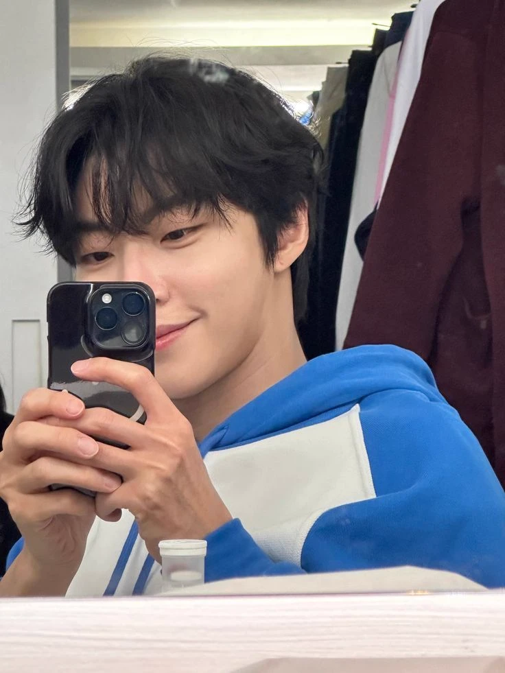 Hwang In-Yeop  thumbnail