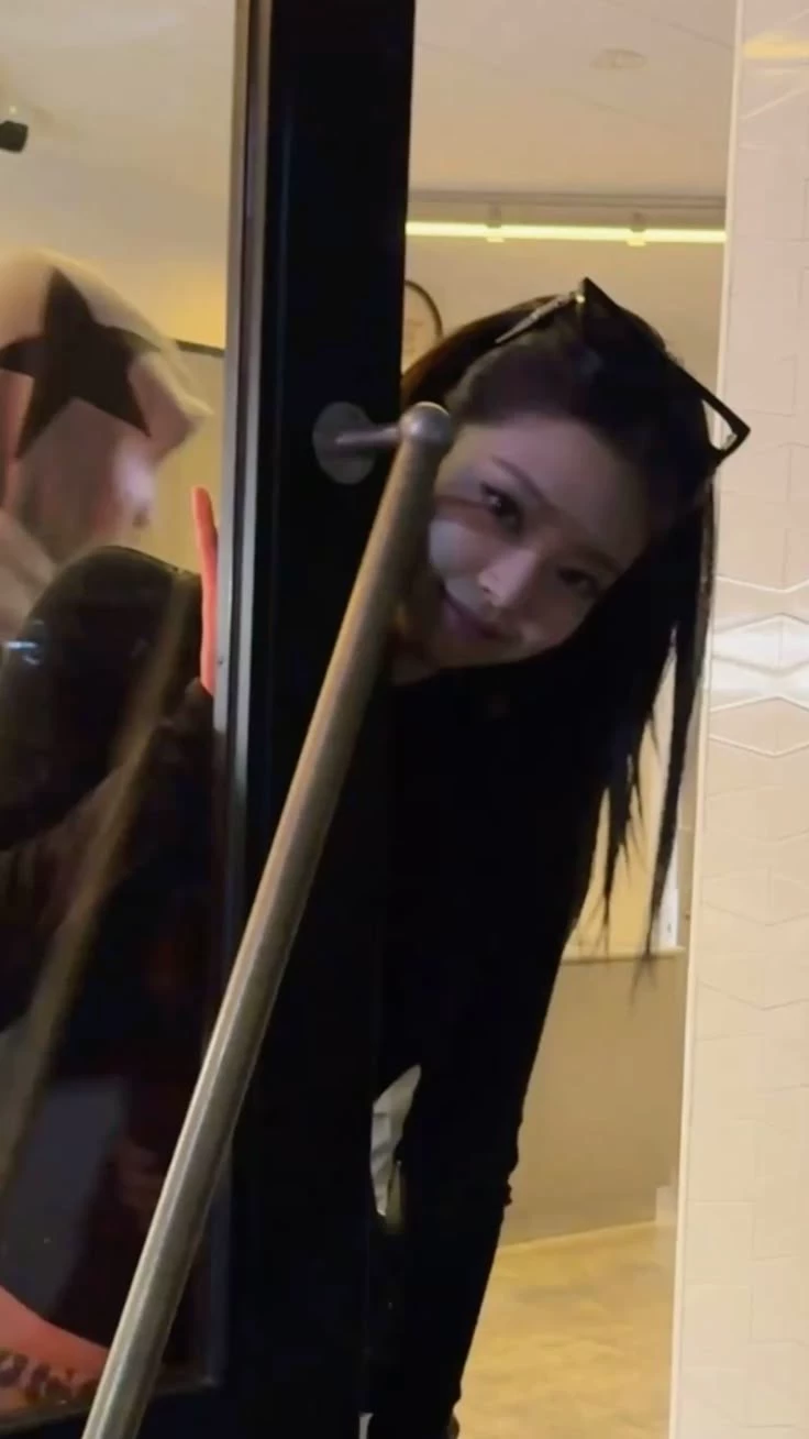 Jennie Kim thumbnail