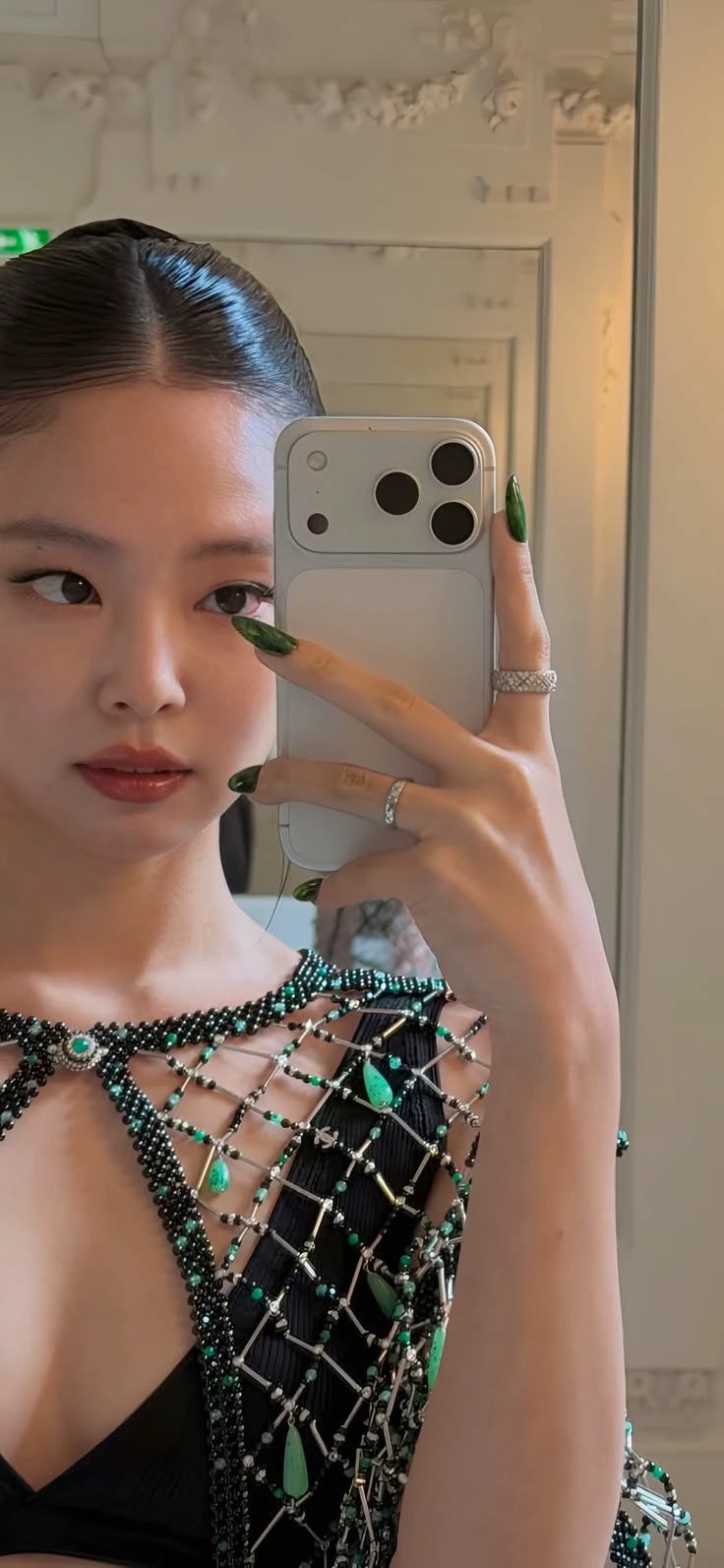 jennie kim thumbnail