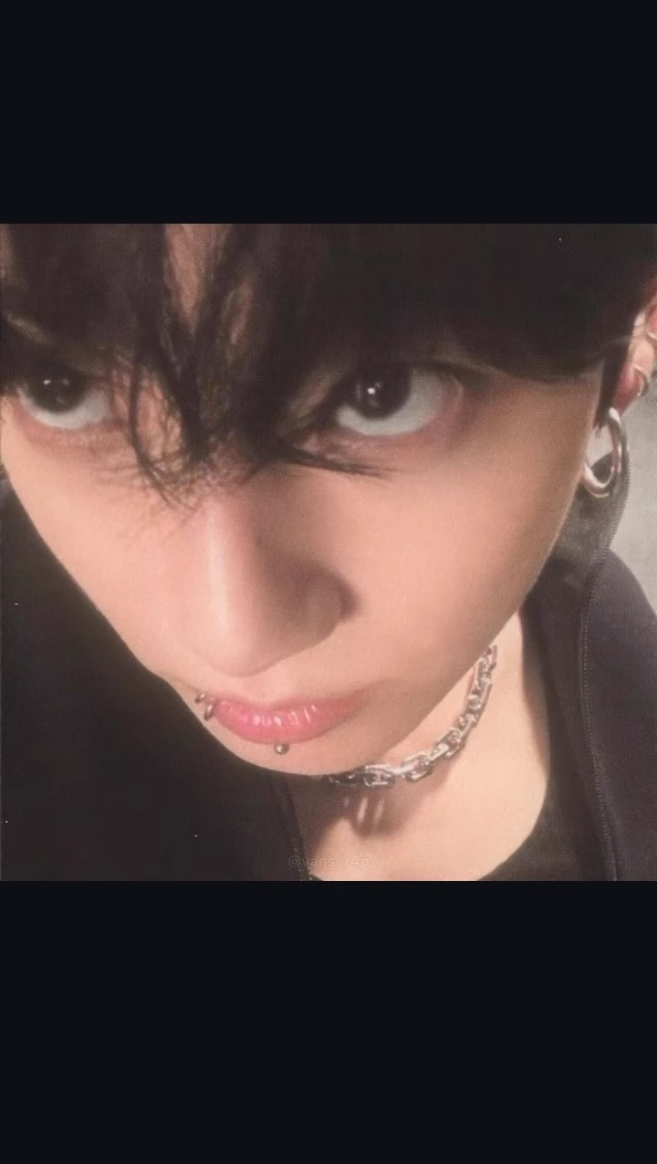 Jeon Jungkook (his makeup artist) thumbnail