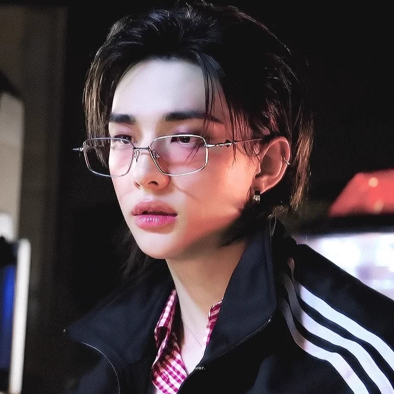 Hyunjin thumbnail
