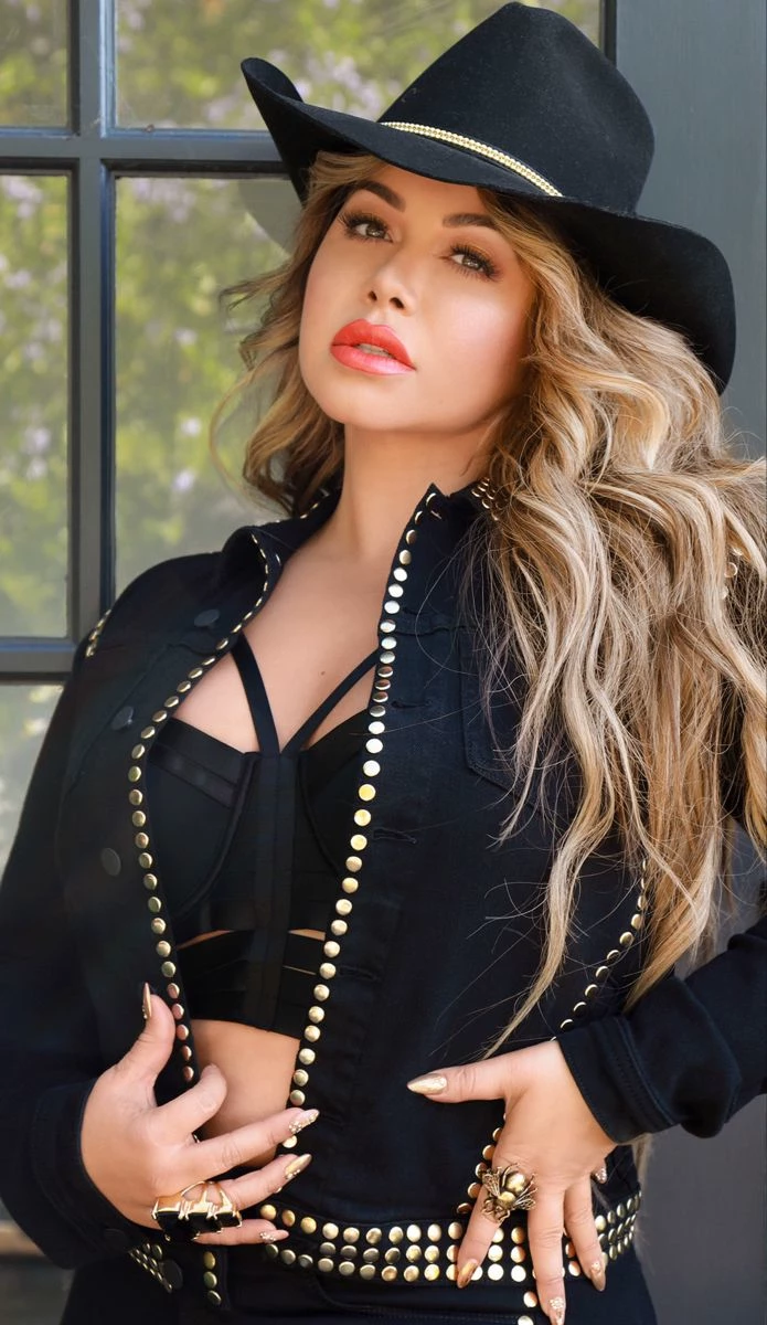 Chiquis Rivera thumbnail