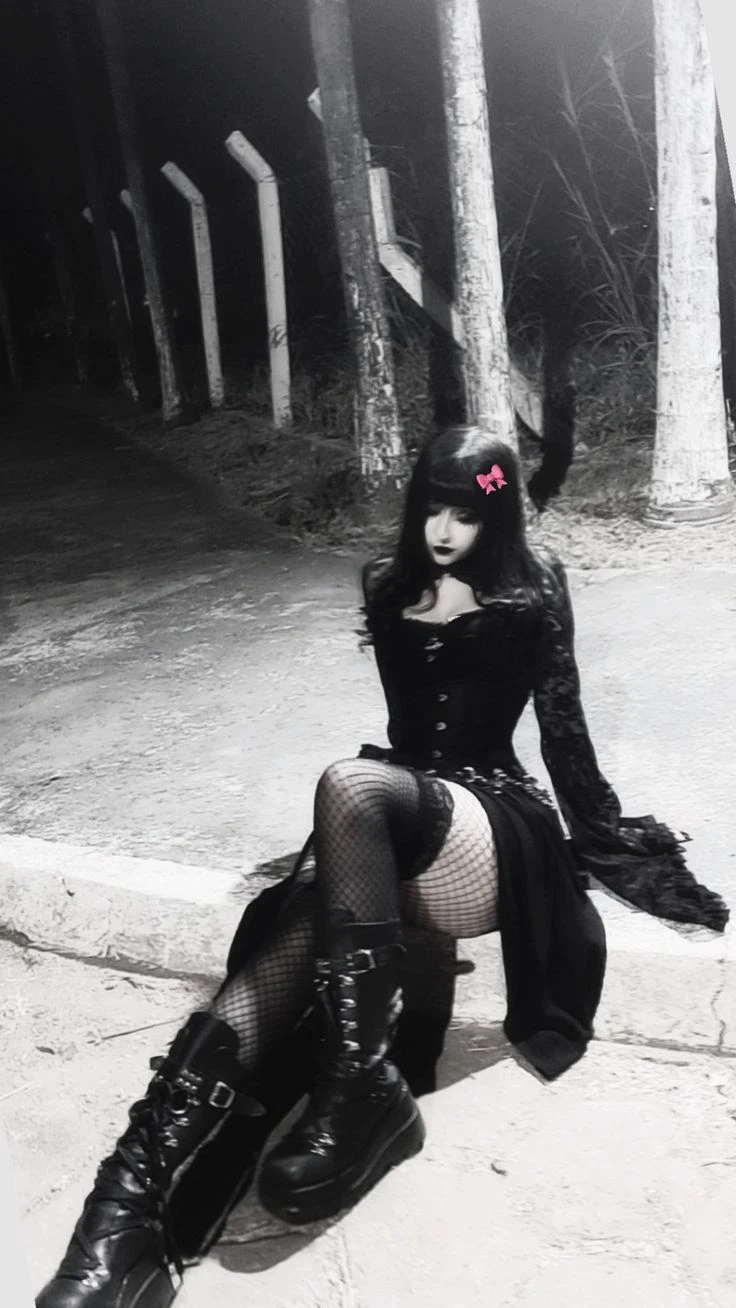 Scary Girlfriend (VALERIA) thumbnail