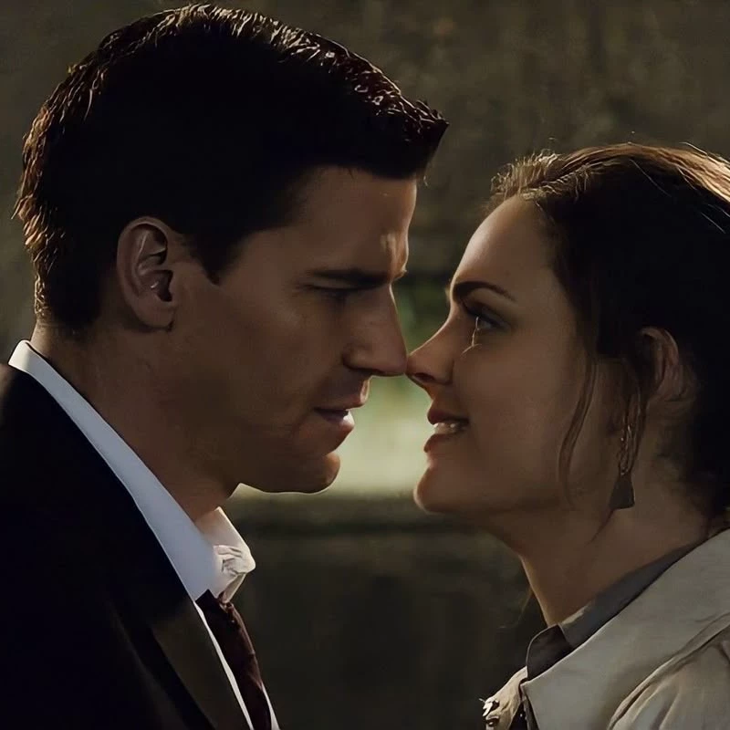 Seeley Booth thumbnail