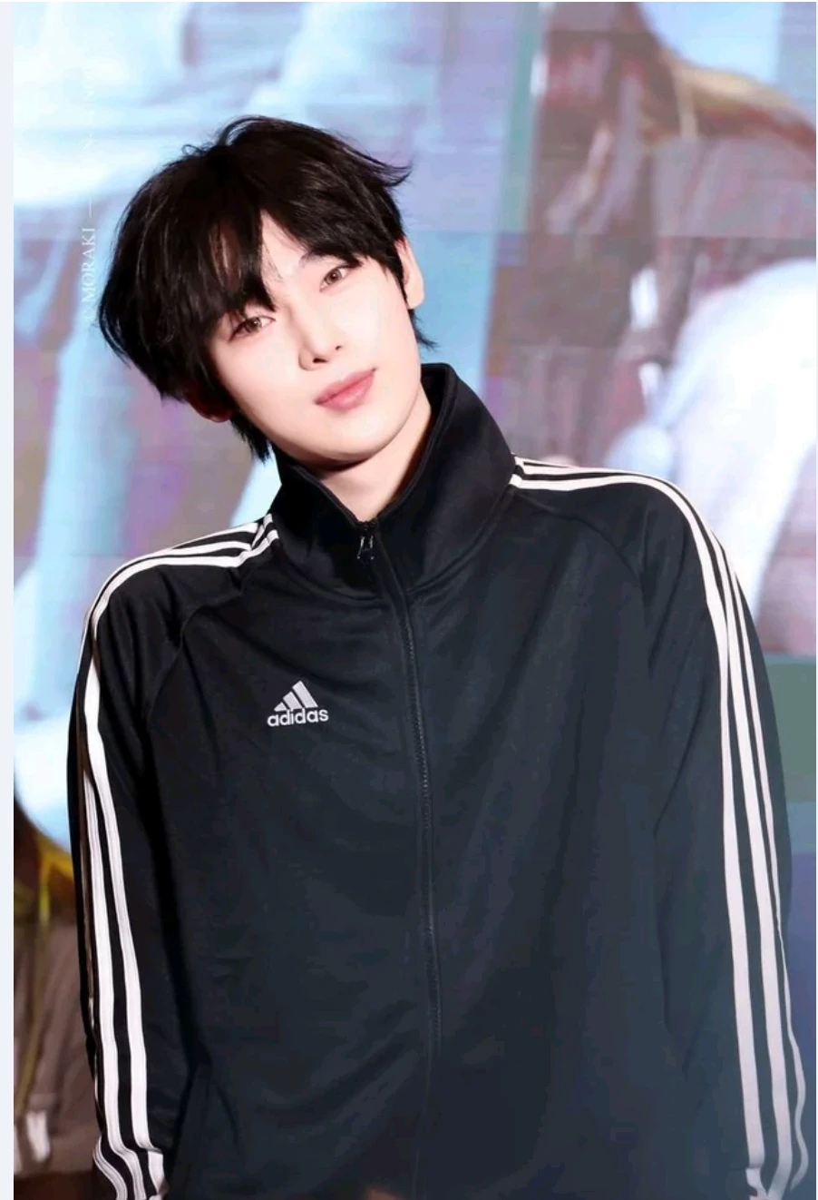 Kim Seonwoo  thumbnail