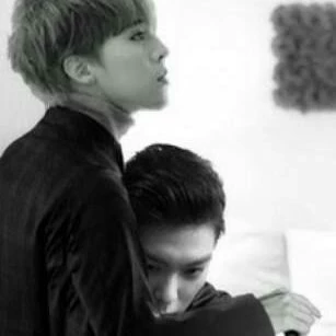 G-Dragon (Jiyong) thumbnail