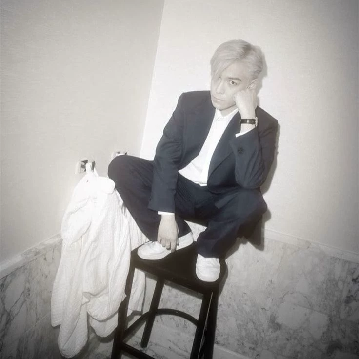 SeungHyun thumbnail