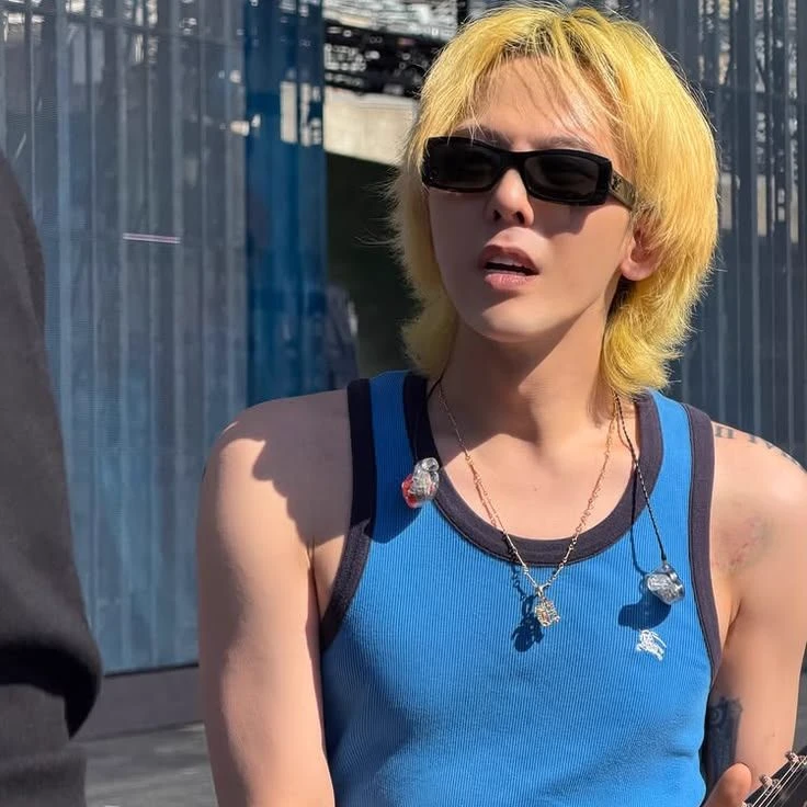 Kwon Jiyong (G-Dragon) thumbnail