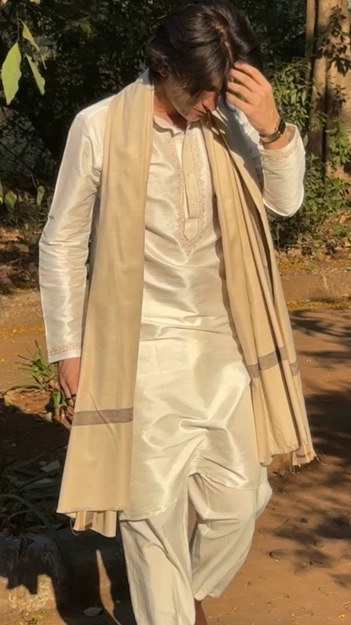 Abhimanyu thumbnail