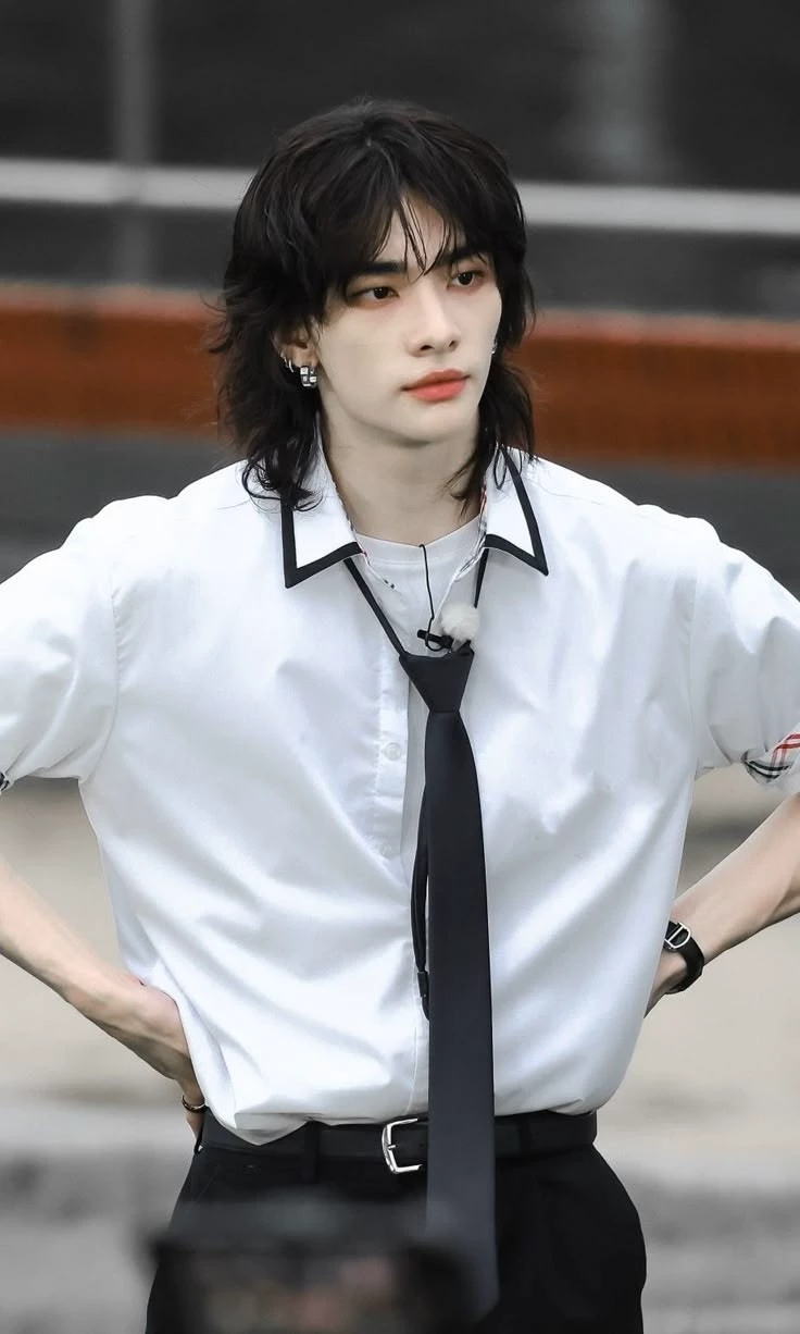 Hyunjin thumbnail