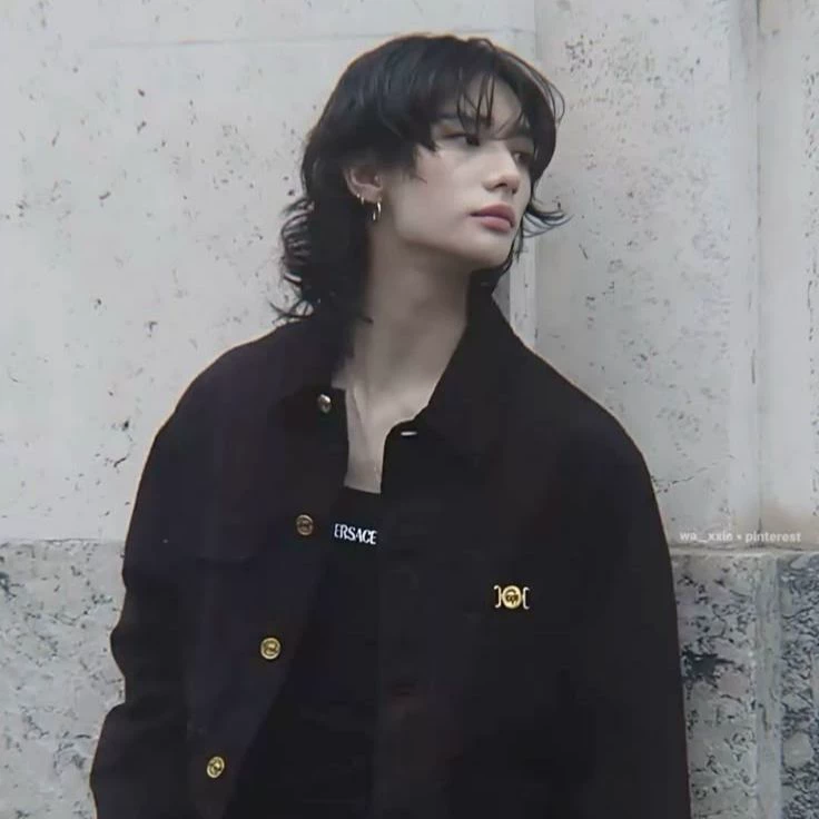 Hwang Hyunjin thumbnail