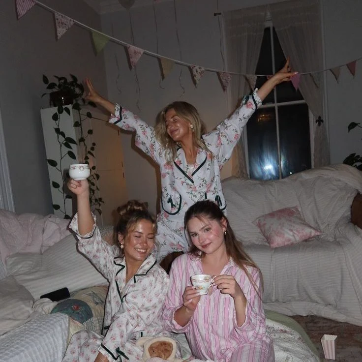 Sleepover with your sister's friends thumbnail