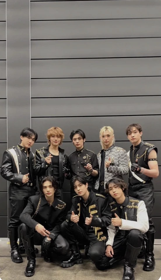 StrayKids thumbnail