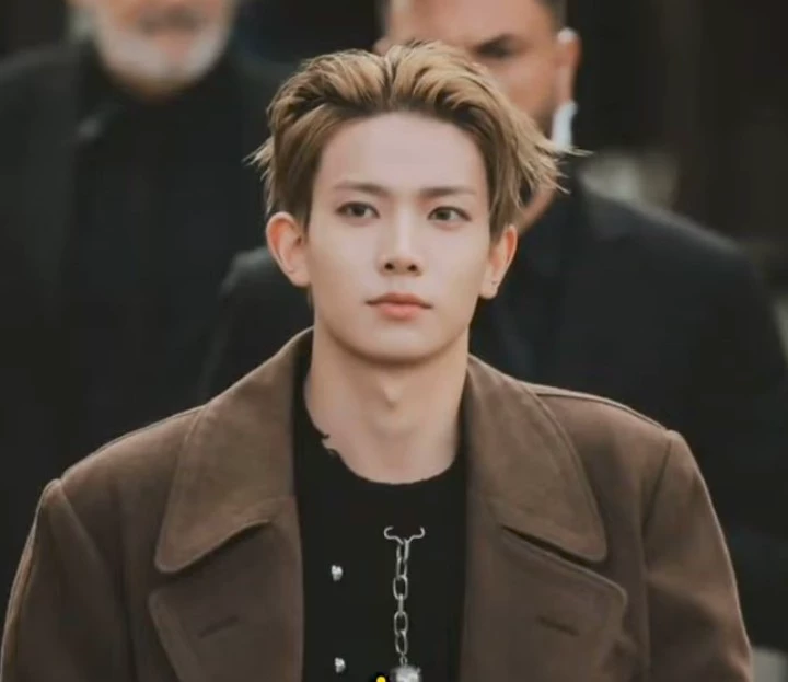 Heeseung  thumbnail