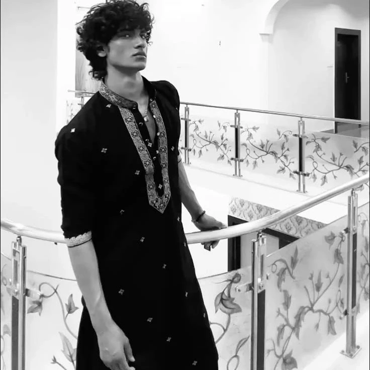 Vikram Malhotra thumbnail