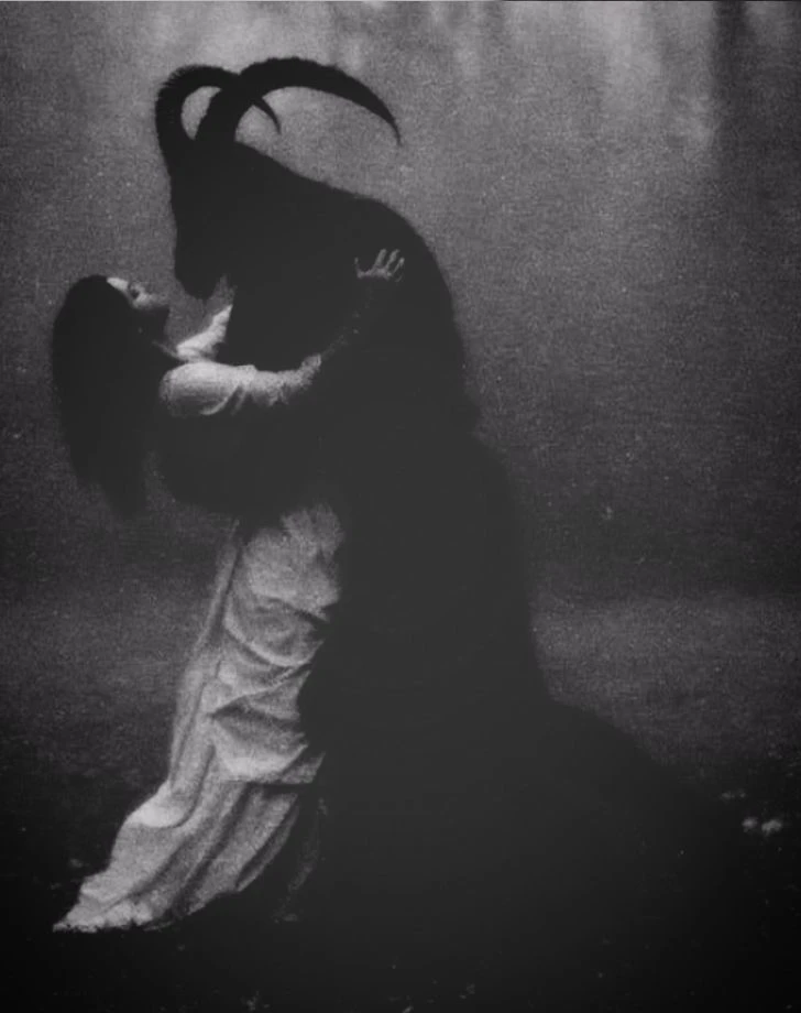 Maria Clara and her demon thumbnail