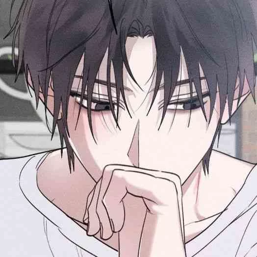leo-popular boy-basketball captain thumbnail
