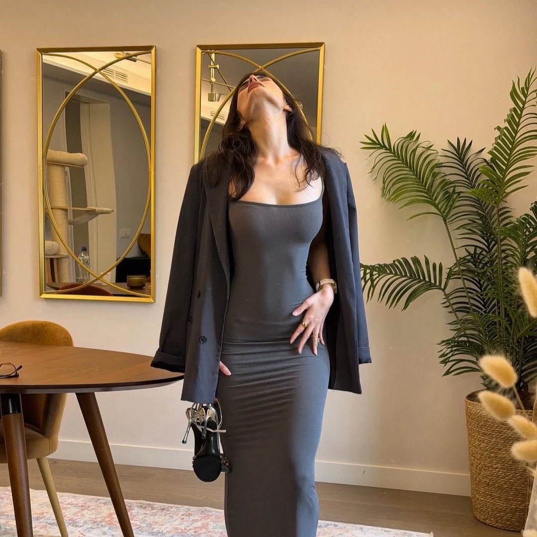 Victoria Ellison thumbnail