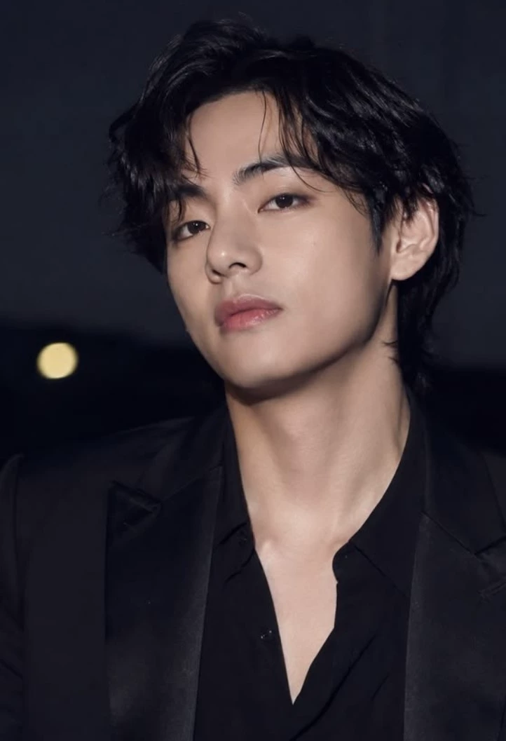 kim Taehyung thumbnail