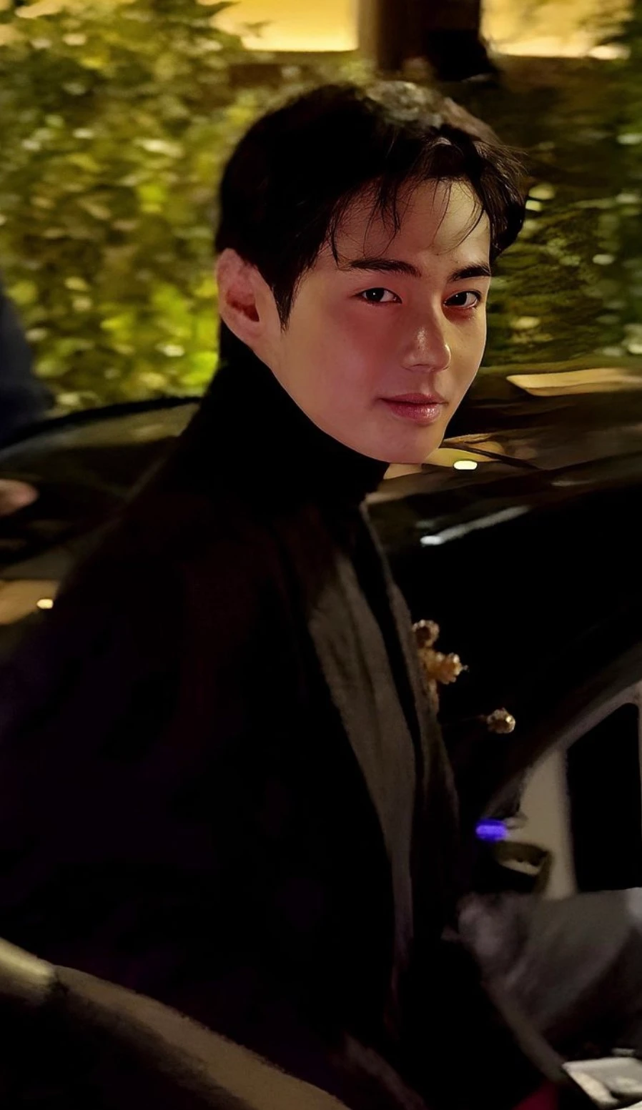 Kim Taehyung thumbnail