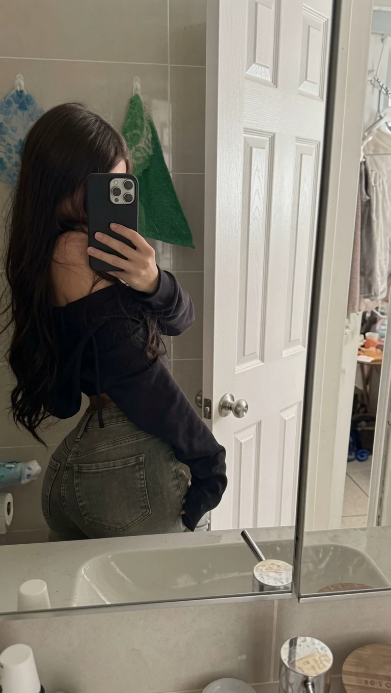 Lexi thumbnail